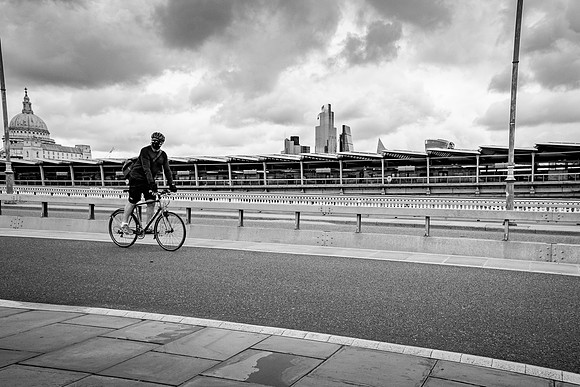 270621streetbw_14