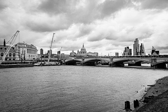 270621streetbw_11